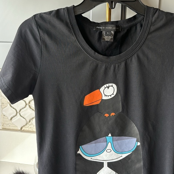 ♥️… Marc By Marc Jacob’s Girl Pelican Tee - Picture 3 of 4